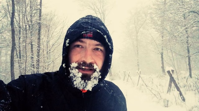 Maik mit Trailbart im Schnee